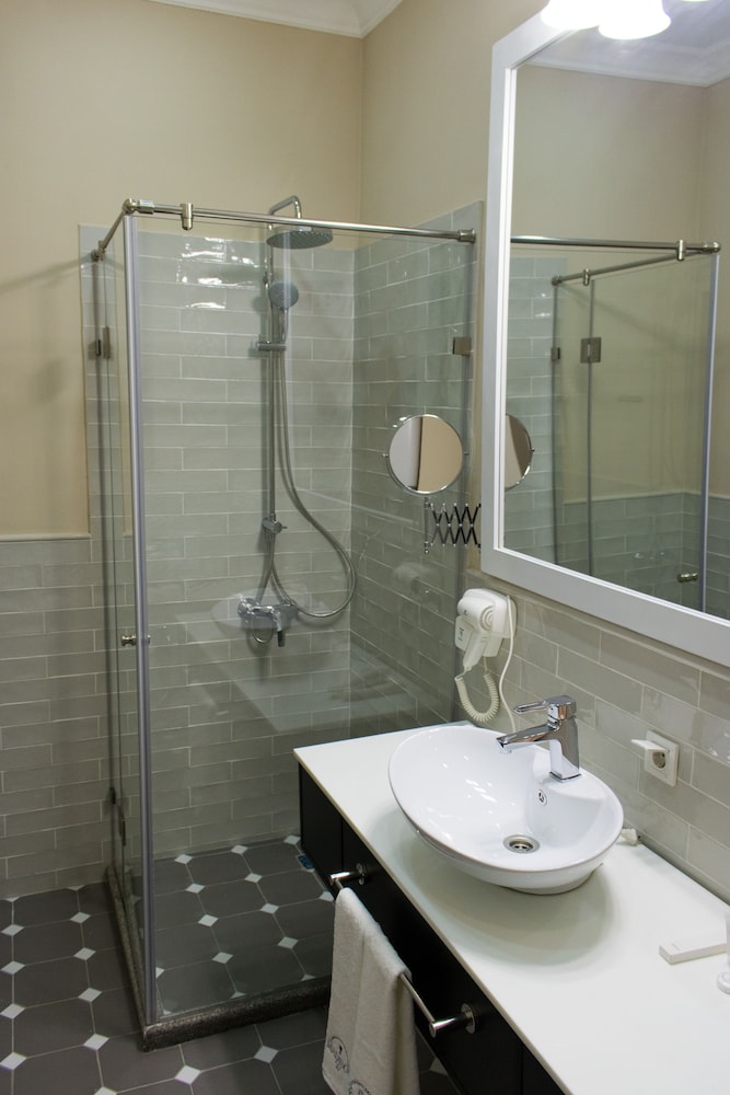 Superior Double or Twin Room photo 3