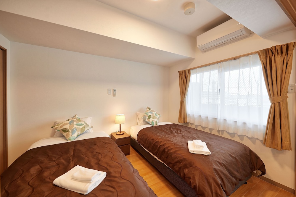 Twin Room - Photo 10