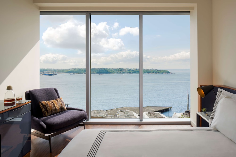 Suite (Thompson, South) photo 1
