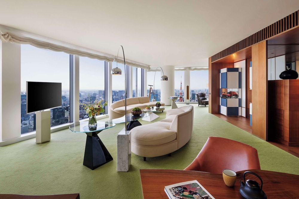 Suite (Andaz) thumbnail 5