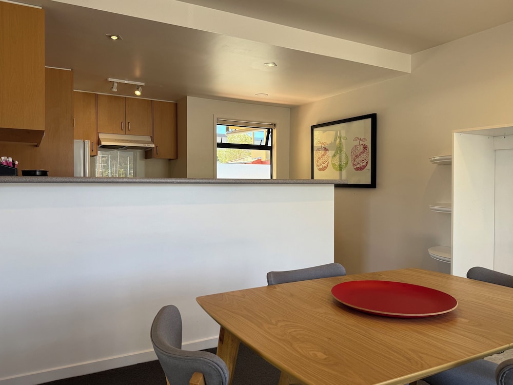 Harbour Front Apartment photo 2