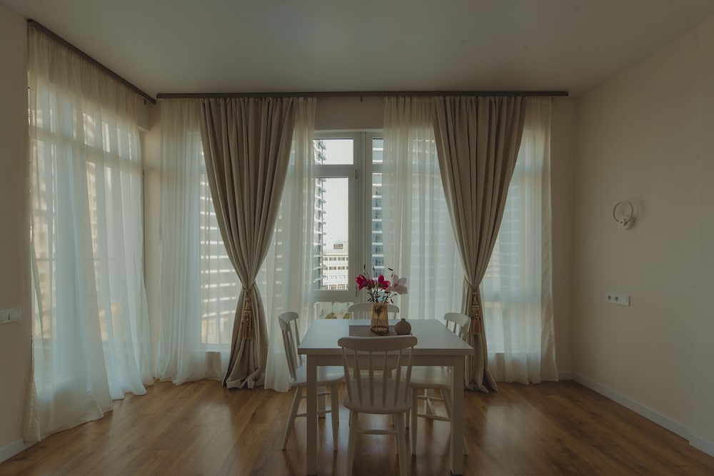 Premium Suite - Photo 12