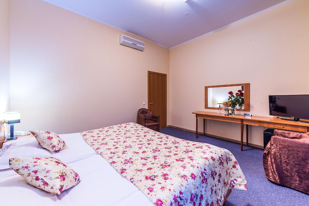 Standard Double Or Twin Room photo 3