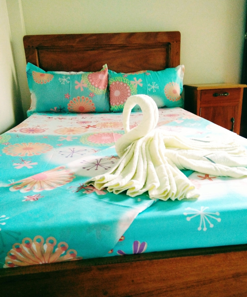 Budget Double Room photo 2