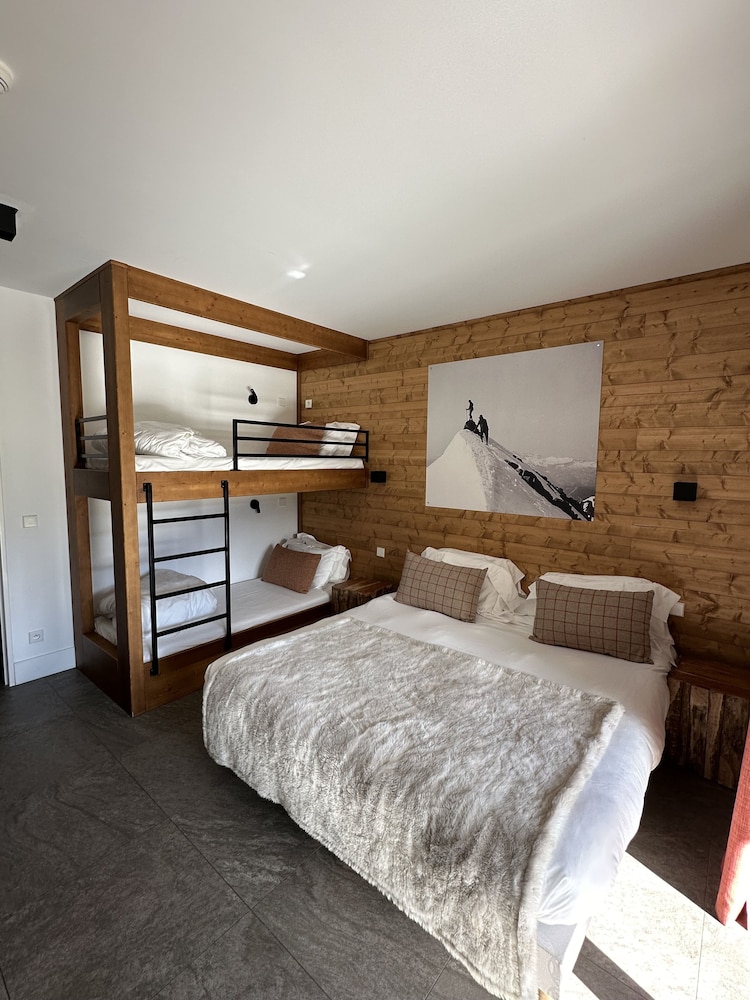 Family Room - Photo 1