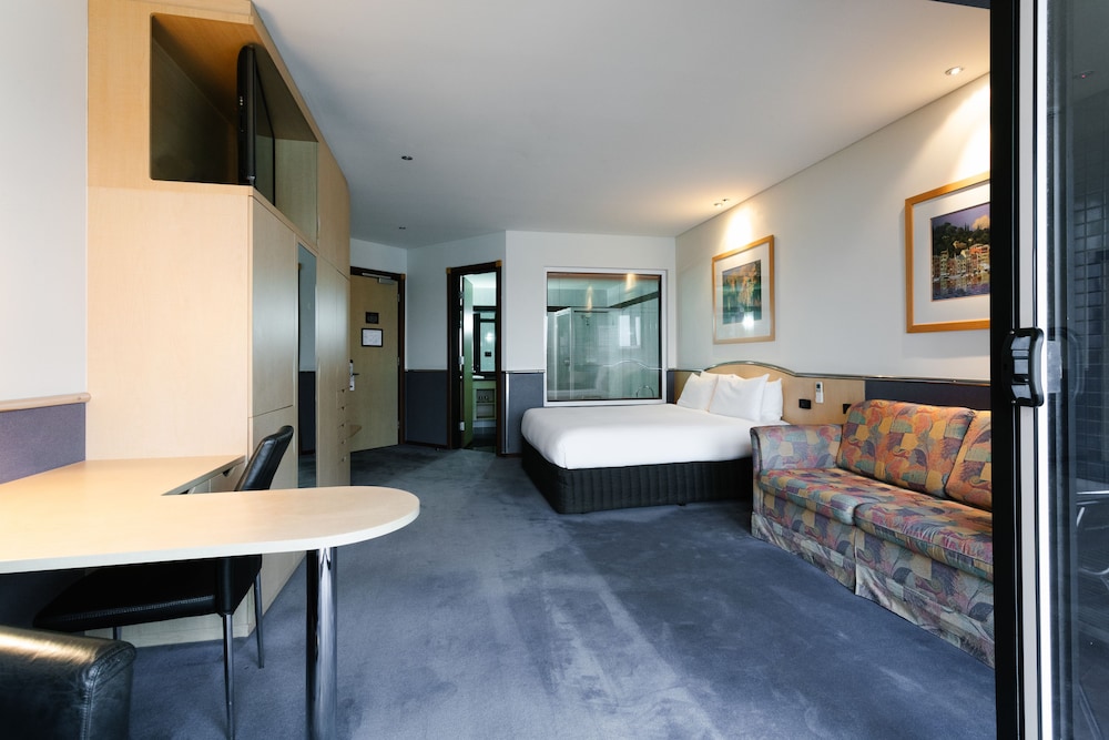 Executive Room, Jetted Tub, Lake View
