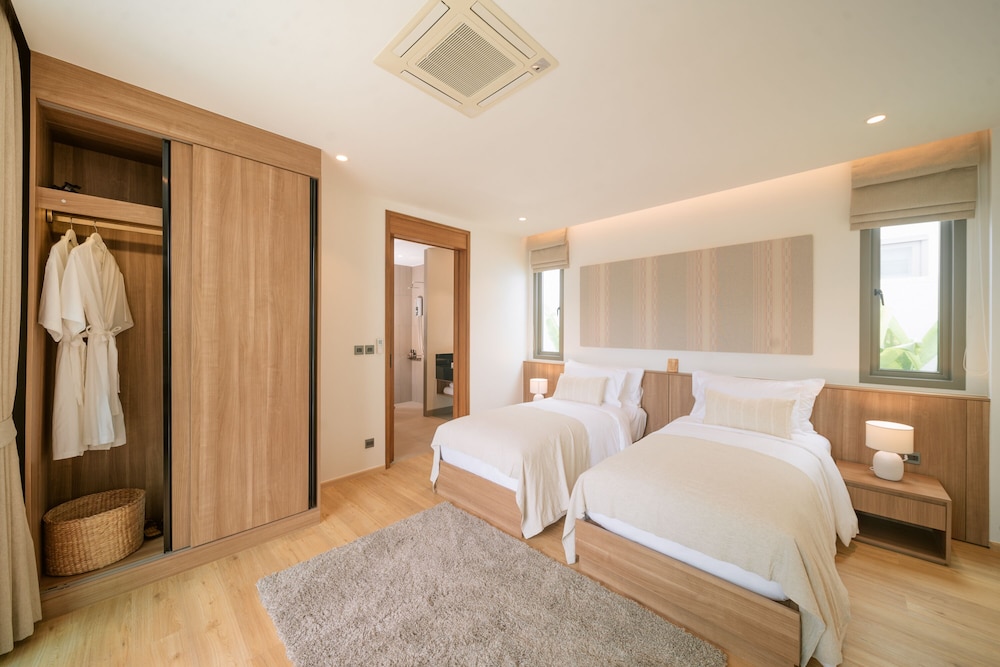 ALANNA 2 Bedrooms Pool Villa - Photo 2