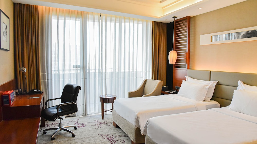 Superior Room, 2 Twin Beds, Balcony photo 1