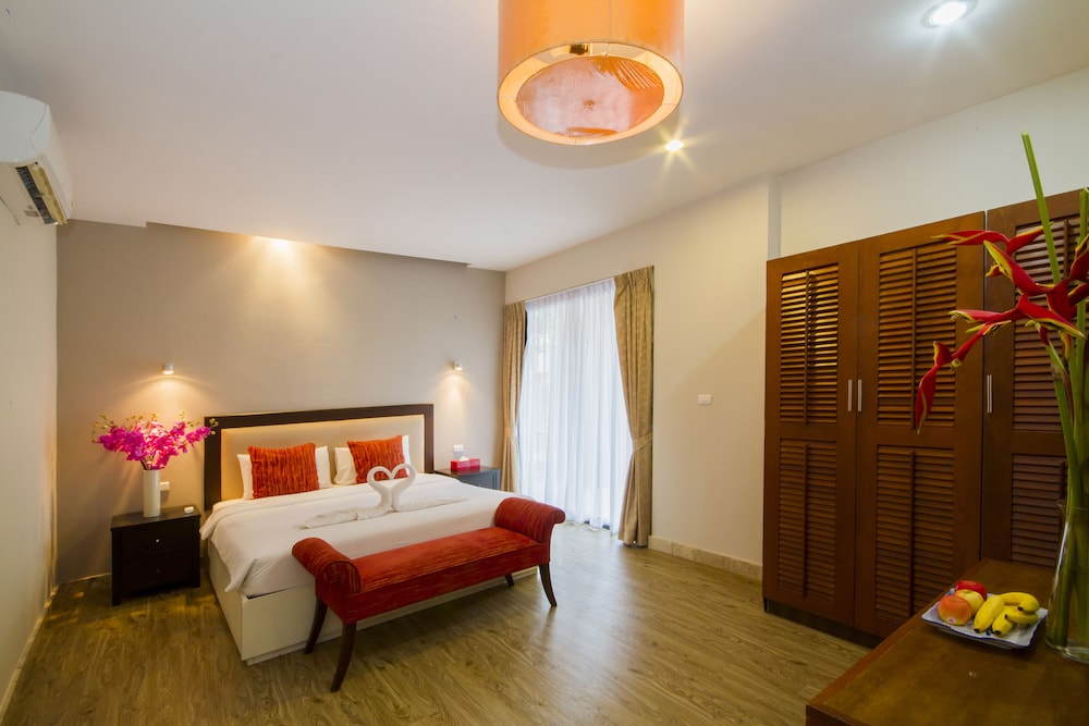 room photo