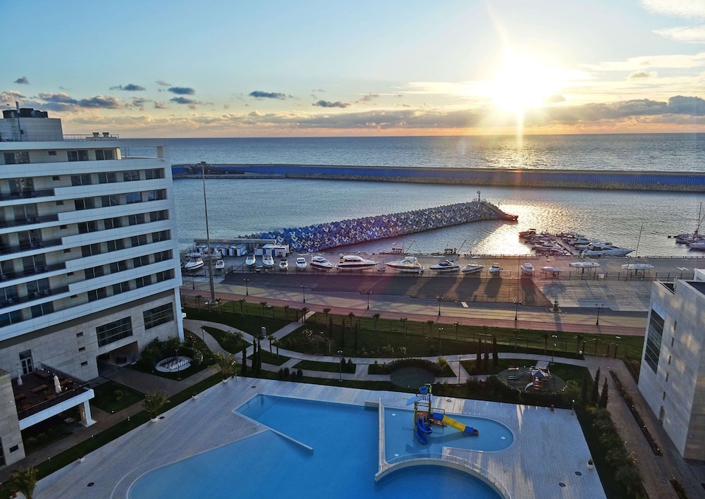 Premium Room, Sea View (High Floor) photo 2