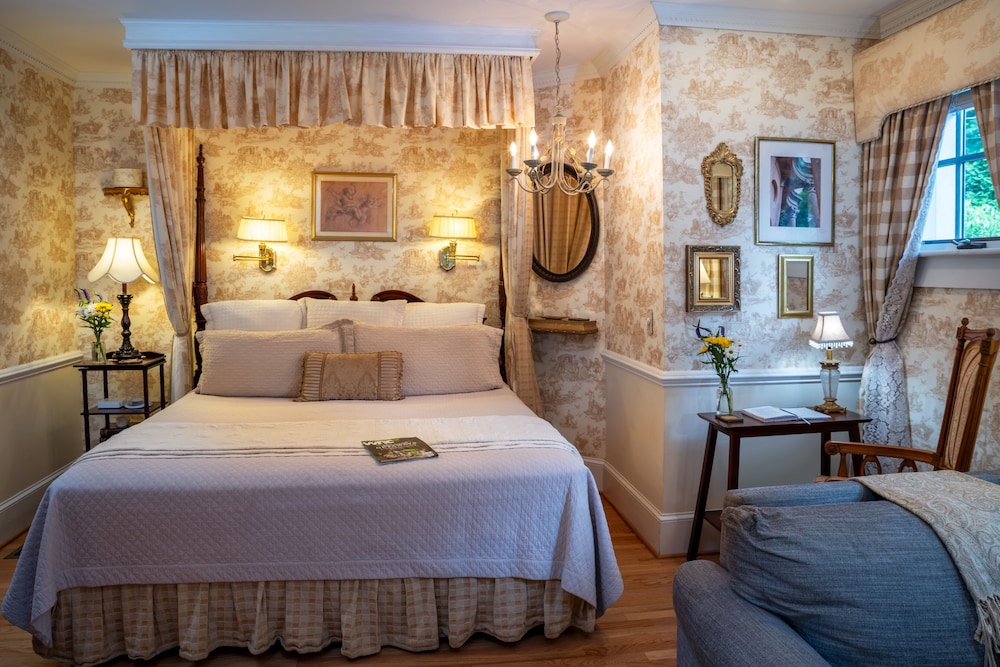 Suite (Grosvenor Square - Dog Friendly)