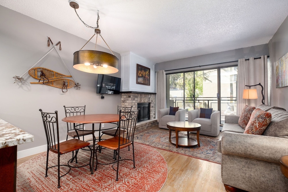 Condo, 1 Bedroom