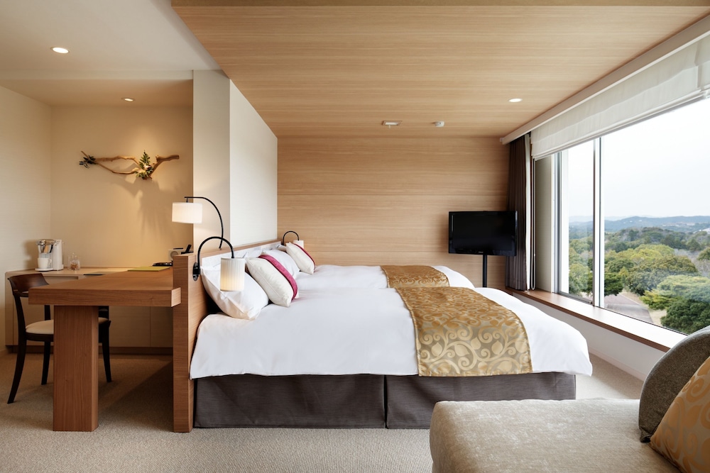 Premium Deluxe Room, Non Smoking (2 Beds + 1 Extra Bed)