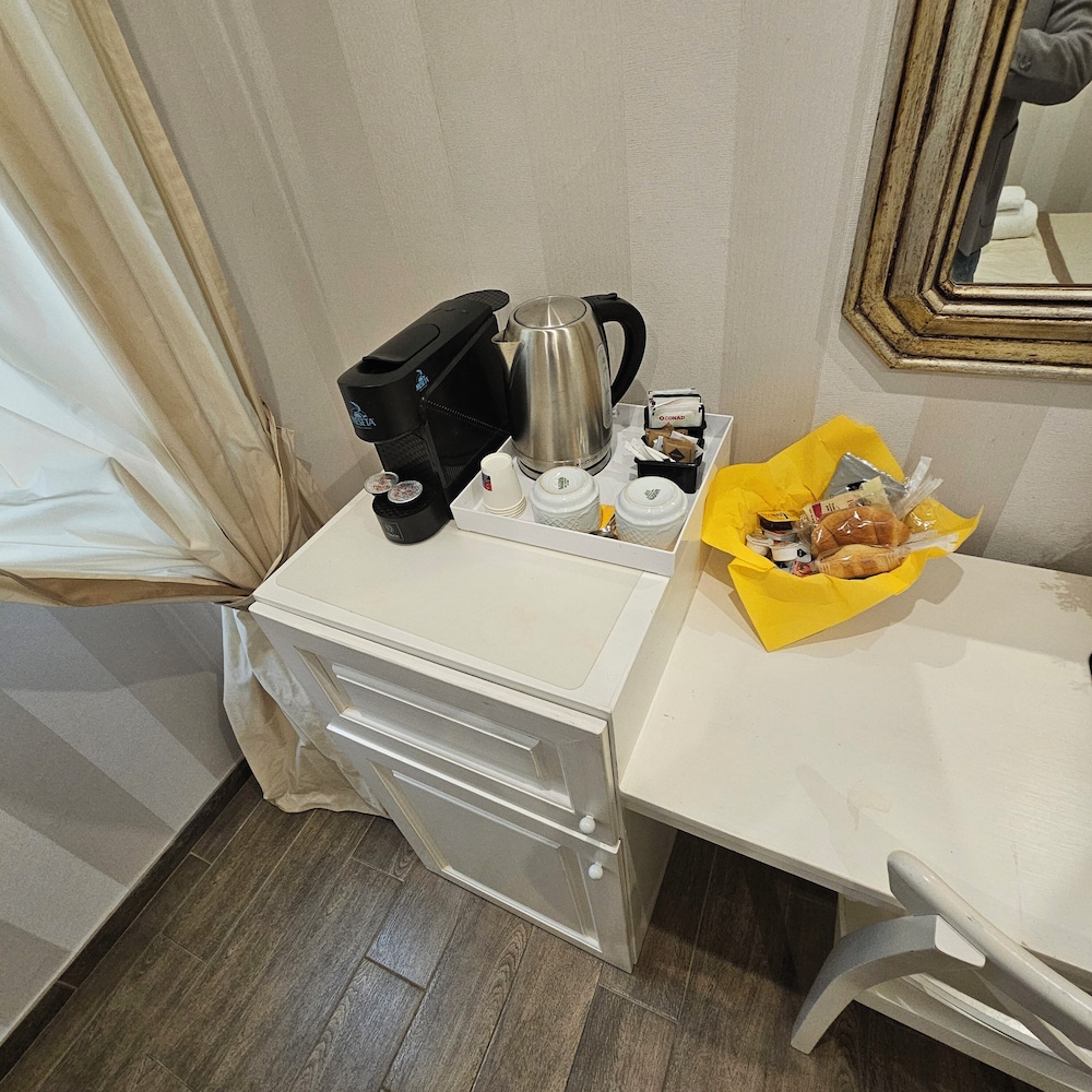 Single Room, 1 Large Twin Bed, Non Smoking photo 2