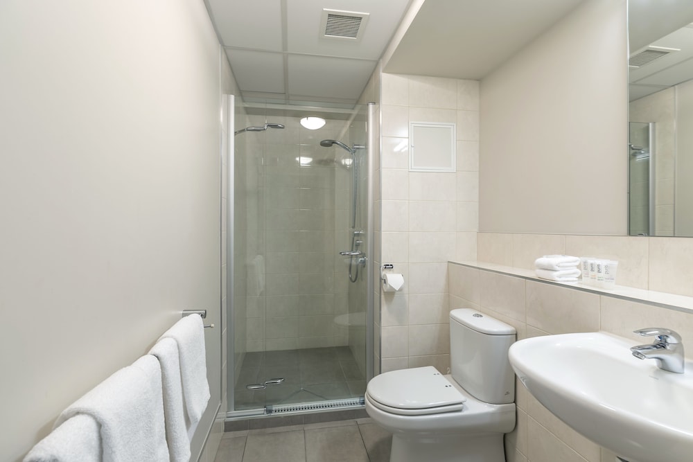 Suite, Multiple Beds, Non Smoking (Efficiency) photo 3