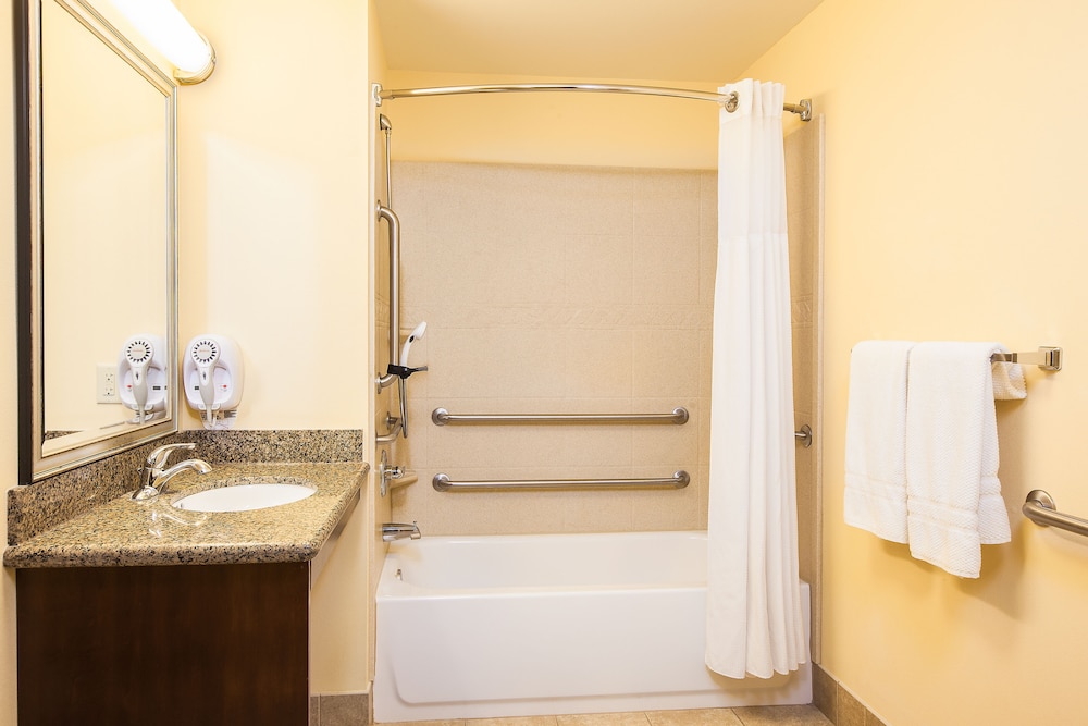 Suite, 2 Bedrooms, Accessible (1 King, Comm, Tub) - Photo 6