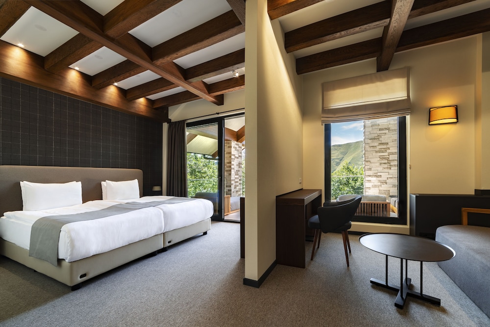 Luxury Villa photo 1