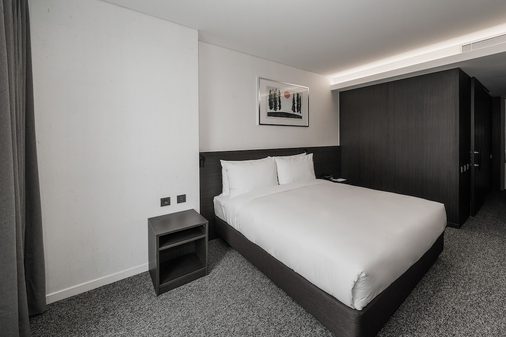 Standard Double Room, Accessible photo 3
