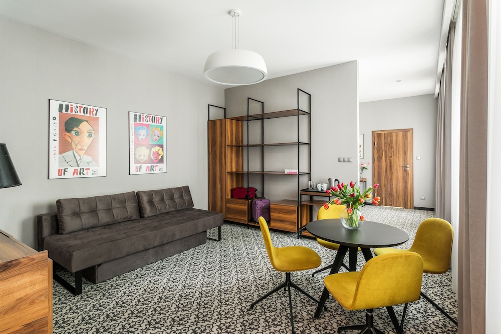Premium Studio Suite photo 1