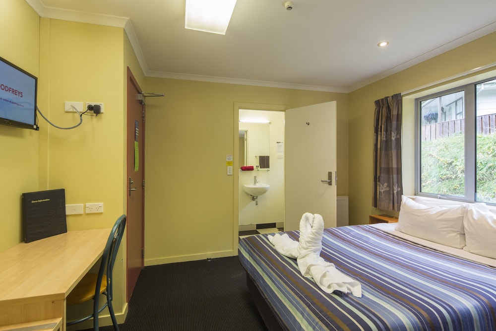 Double Or Twin Room, Private Bathroom - Photo 6