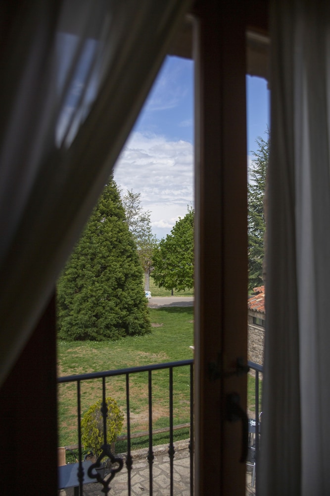 Standard Double Room, Balcony, City View photo 2