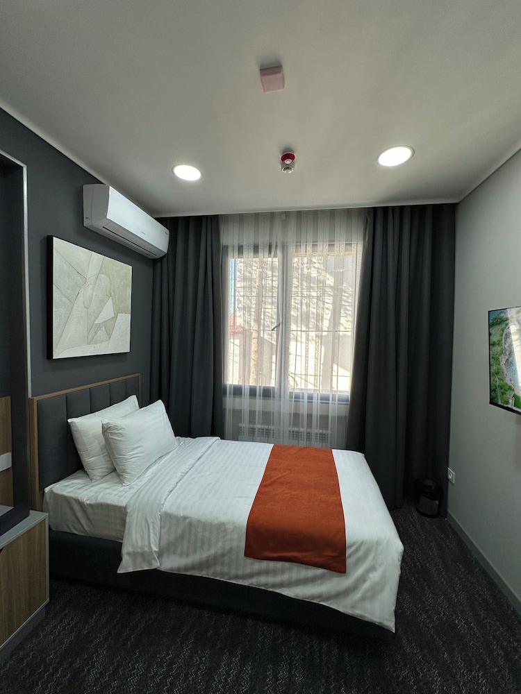 Economy Room photo 1