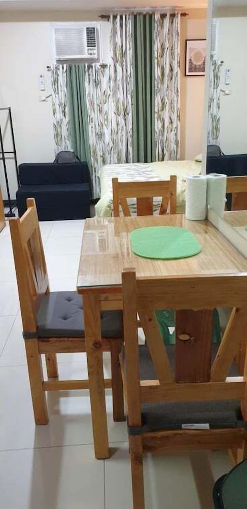 Signature Condo photo 3