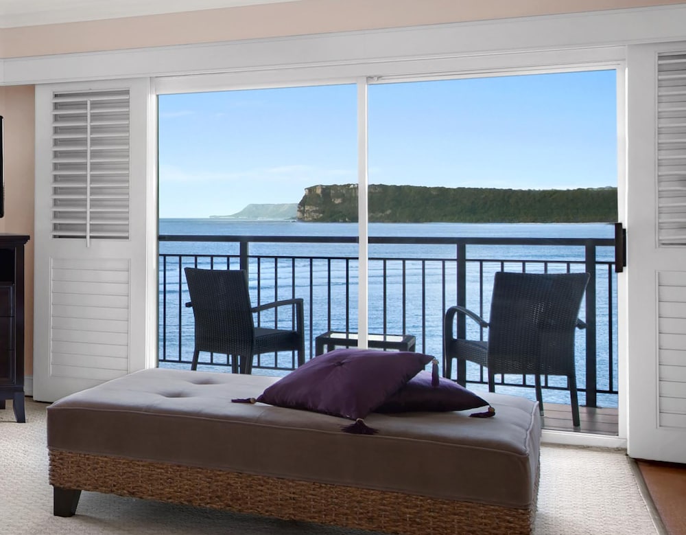 Presidential Suite with Lounge Access photo 2