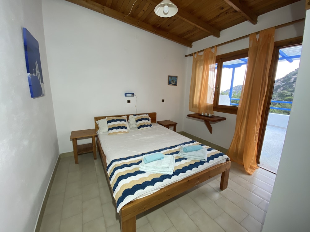 Standard Room, 1 Double Bed, Kitchen, Mountain View photo 1
