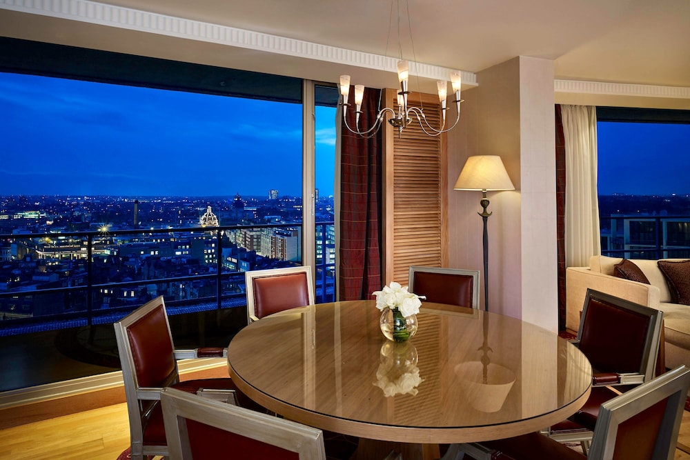 Suite, 1 Bedroom photo 3