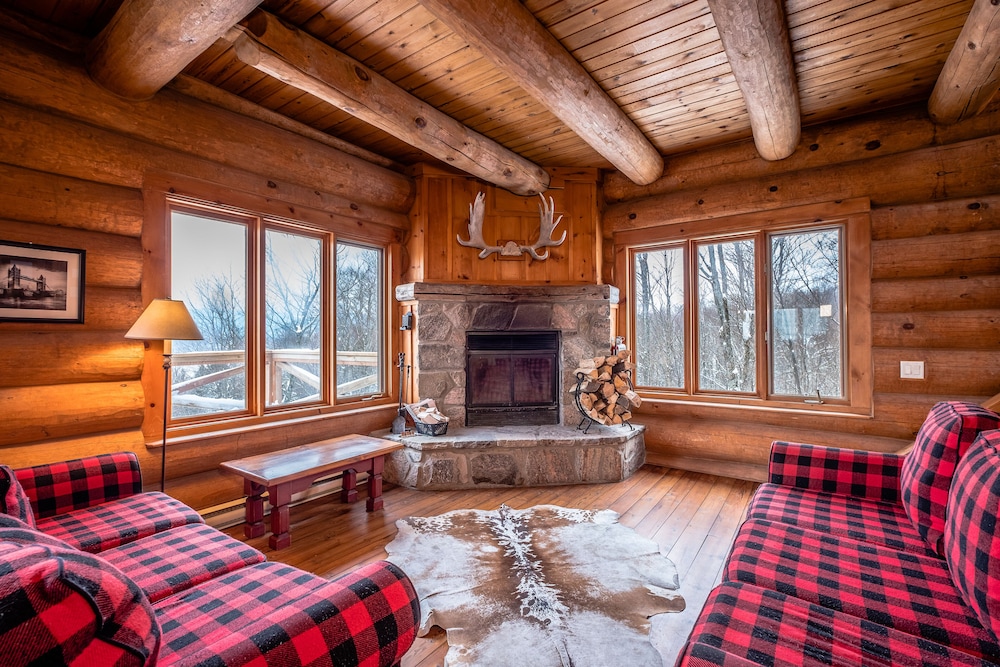 Chalet Scandinave, 5 rooms, Exterior Hot Tub photo 1