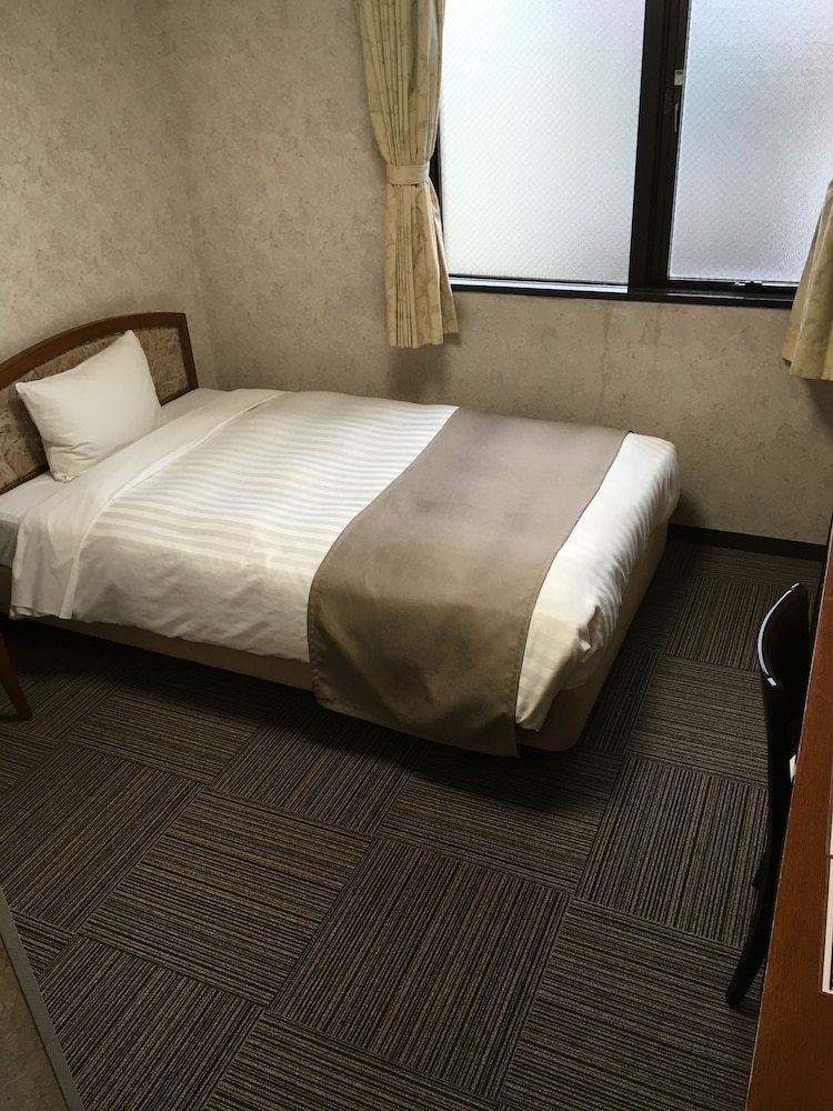 Non-Smoking Single Room
