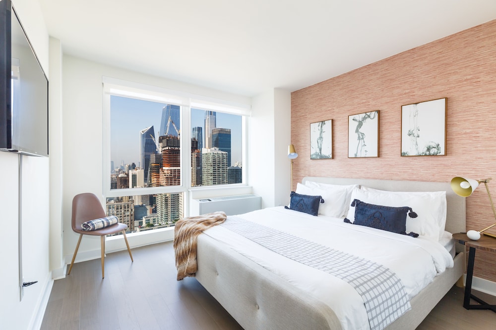 Luxury Apartment photo 2