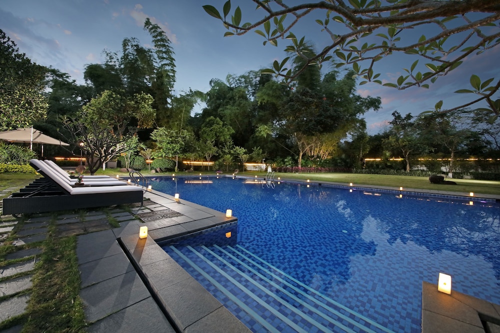 Deluxe House, 3 Bedrooms, Private Pool photo 2