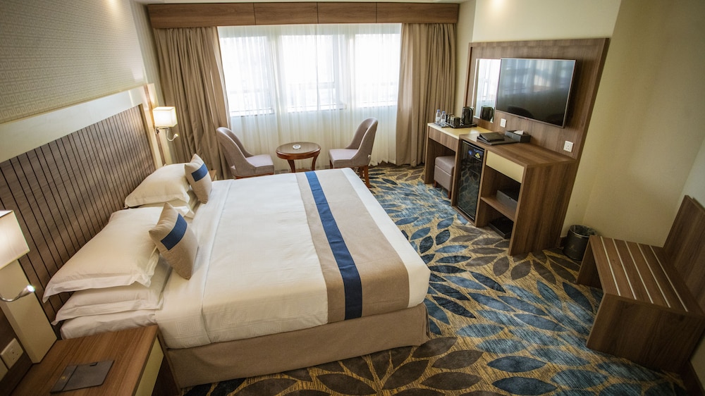 Deluxe Double Room, 1 King Bed photo 3