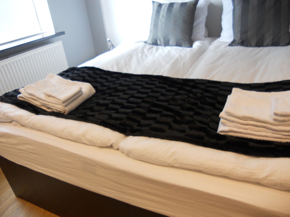 Double or Twin Room, Private Bathroom photo 2