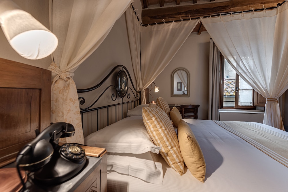 Deluxe Double Room - Photo 5