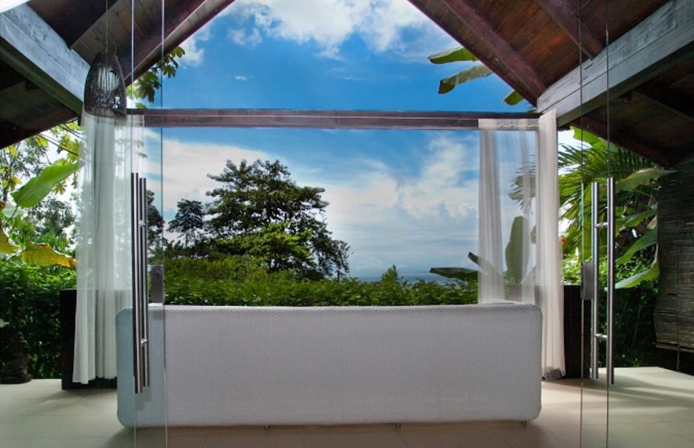 Deluxe Room, Ocean View