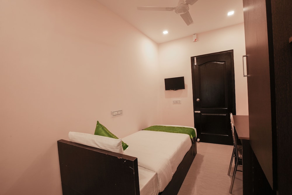 Basic Room photo 2