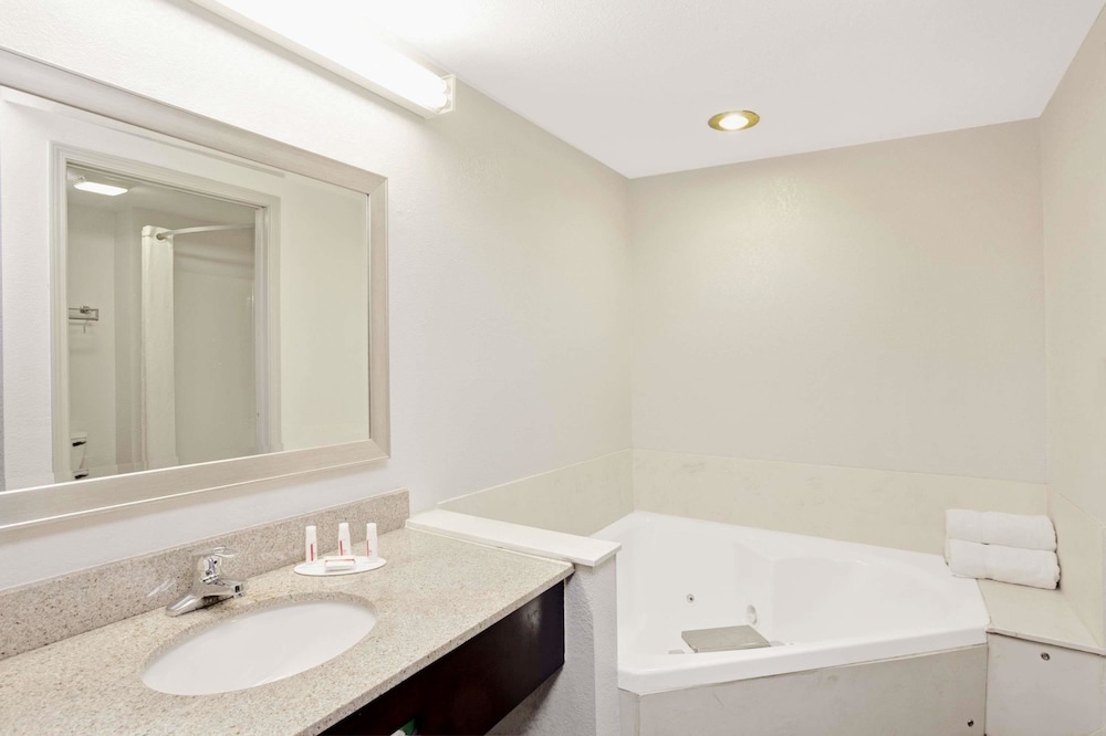 Studio Suite, Multiple Beds, Non Smoking