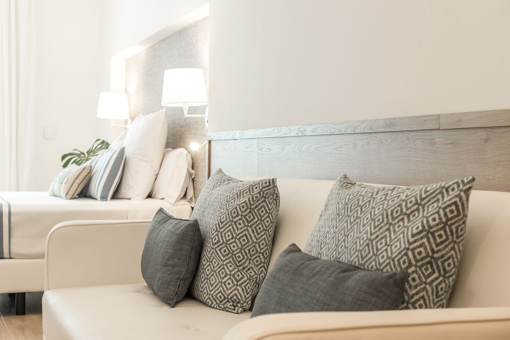Superior Double Room, Terrace, Sea View - Photo 3
