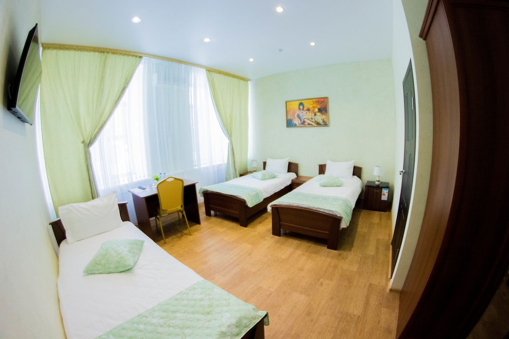 Standard Triple Room photo 2