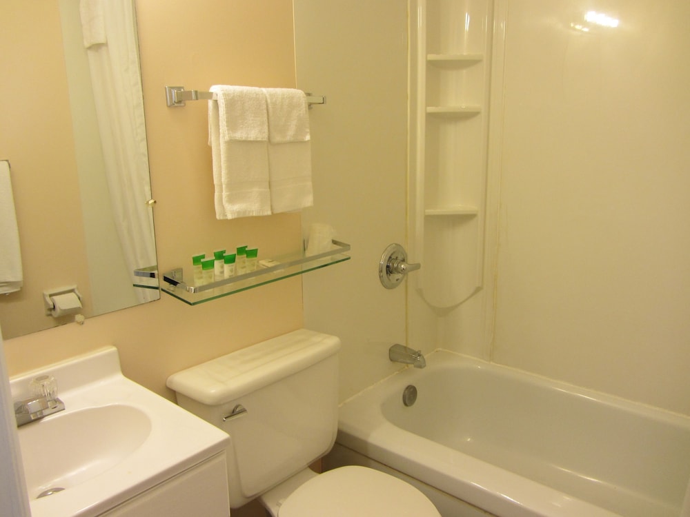 Standard Room, 2 Double Beds photo 2