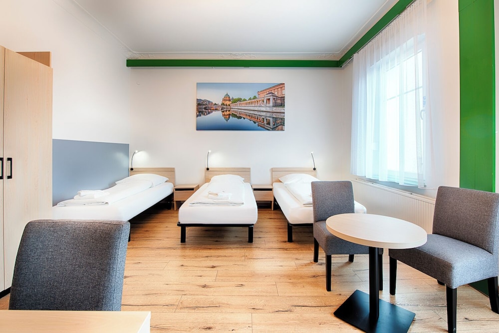 Standard Triple Room photo 1