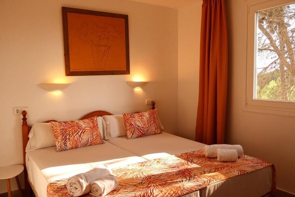 Apartment, 2 Bedrooms, Terrace, Garden View (2 adults + 1 children) photo 3