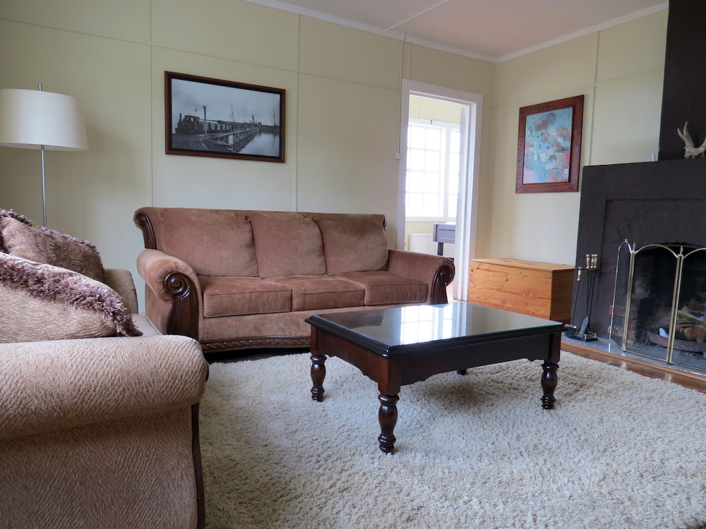 Family Bungalow photo 3