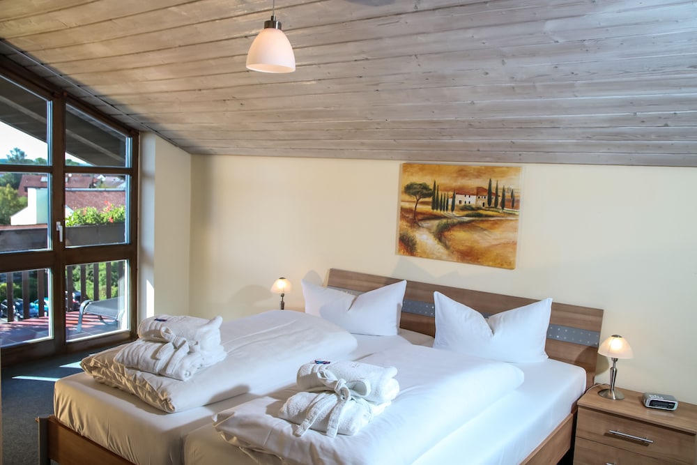 Suite, 1 Bedroom photo 2
