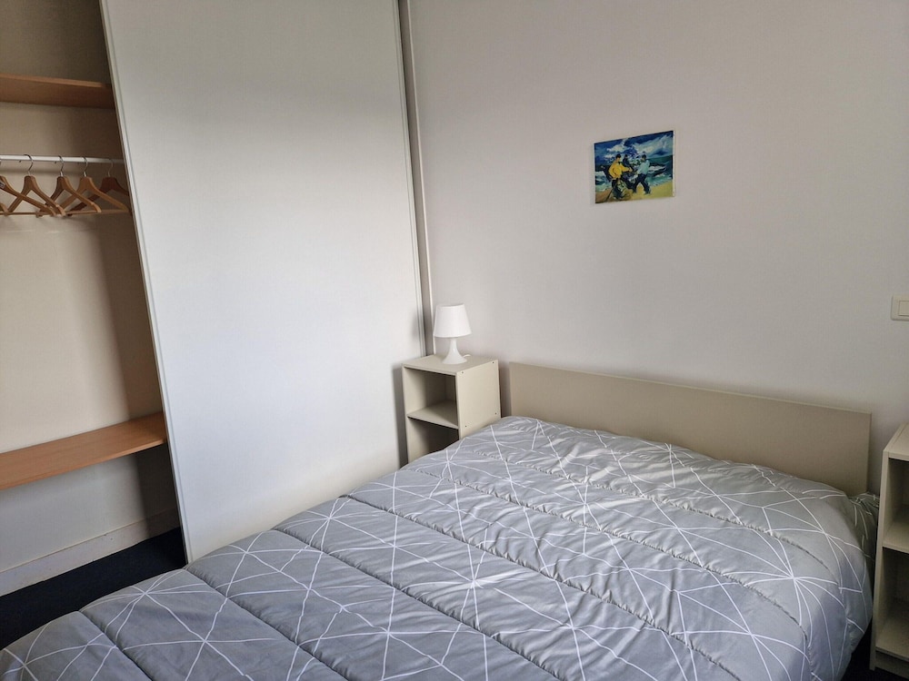 Apartment photo 2