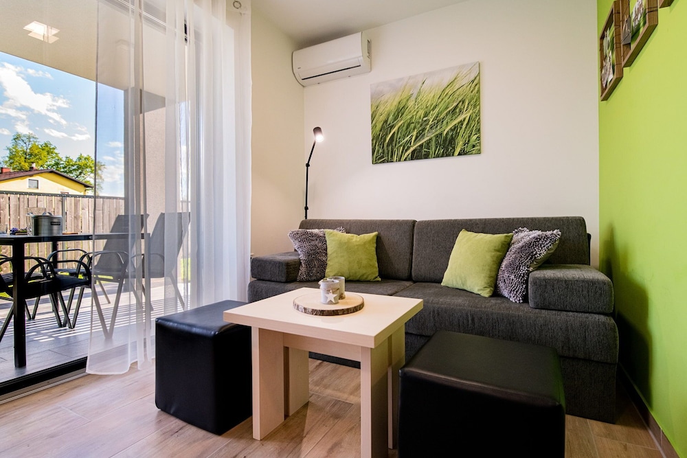 Apartment photo 2