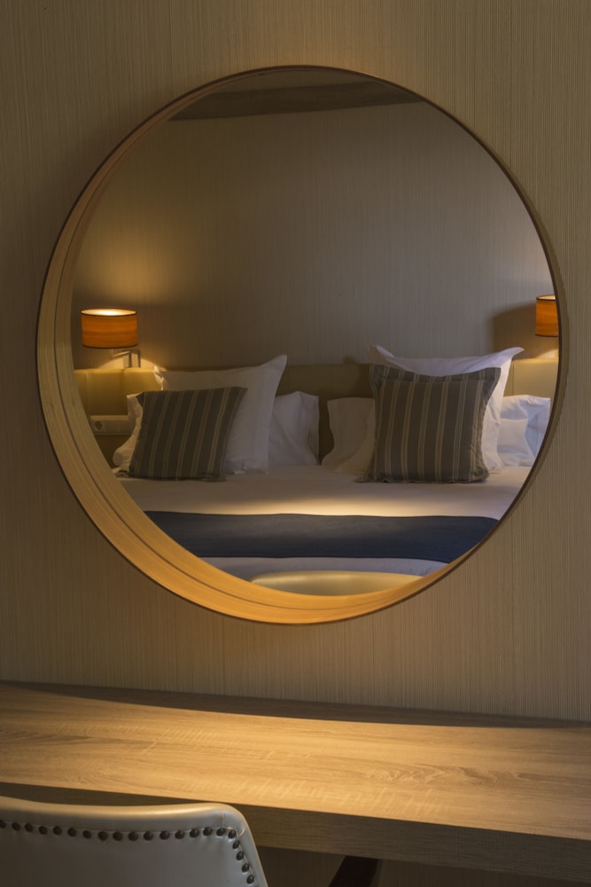 Deluxe Room, Terrace, Garden View - Photo 2